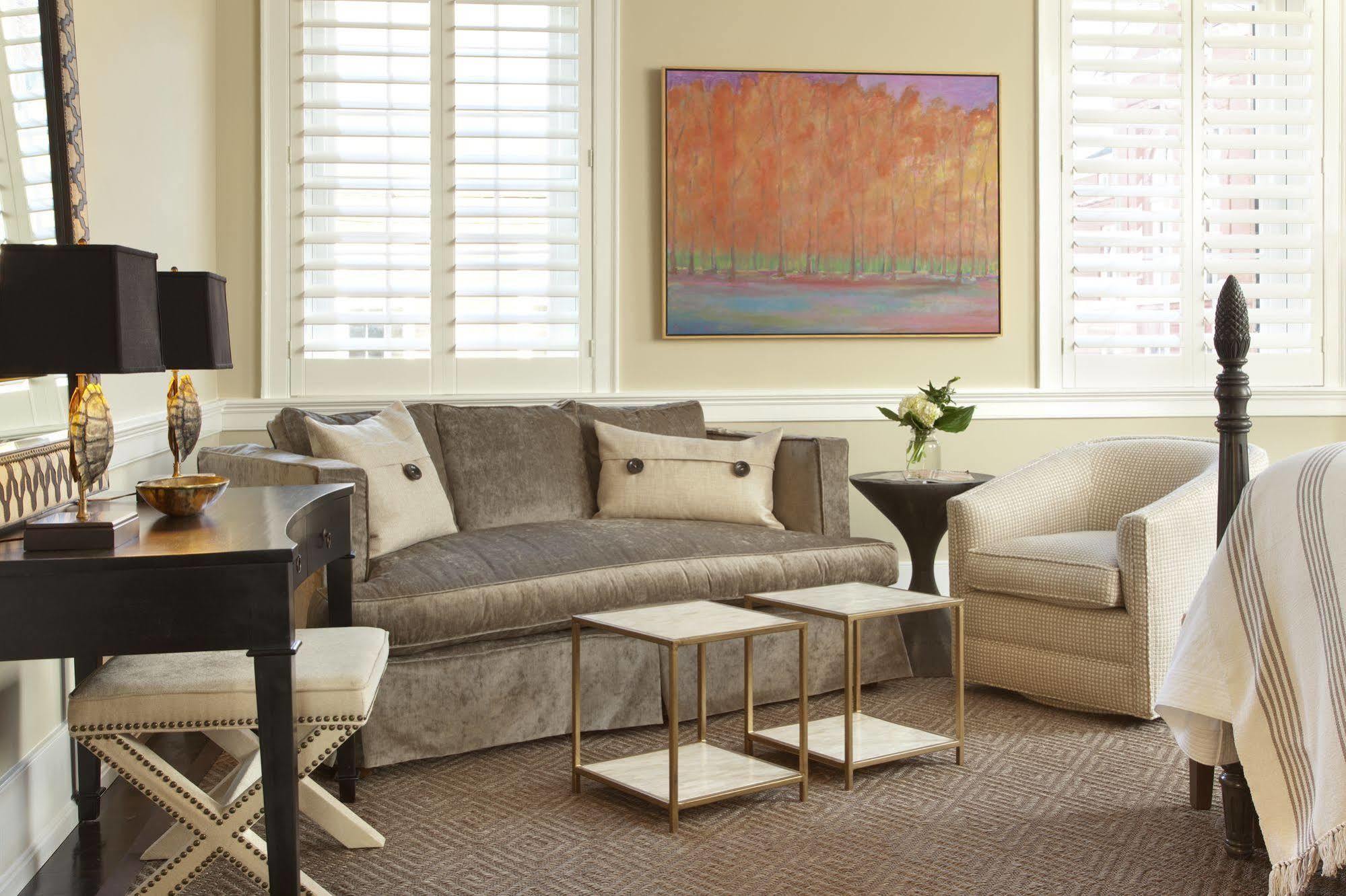 The Georges Hotel Lexington Bagian luar foto